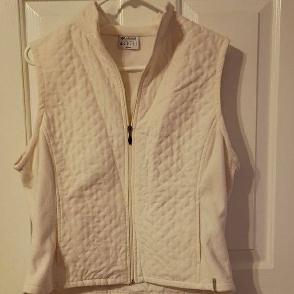Women's Columbia Cream Quilted Vest - Picture 1 of 6